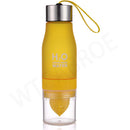 Garrafa Esportiva com Infusor de Frutas 650ml — Plástica, Portátil e Reutilizável