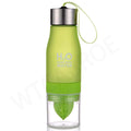 Garrafa Esportiva com Infusor de Frutas 650ml — Plástica, Portátil e Reutilizável