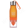 Garrafa Esportiva com Infusor de Frutas 650ml — Plástica, Portátil e Reutilizável